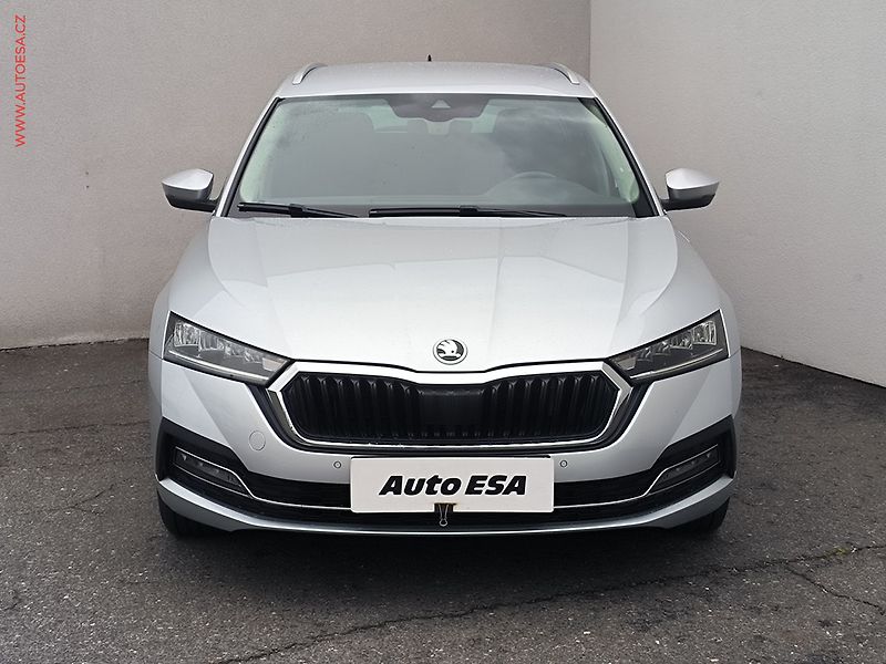 Škoda Octavia (2020) 2.0TDi, Style, DSG - fotka 2 z 26