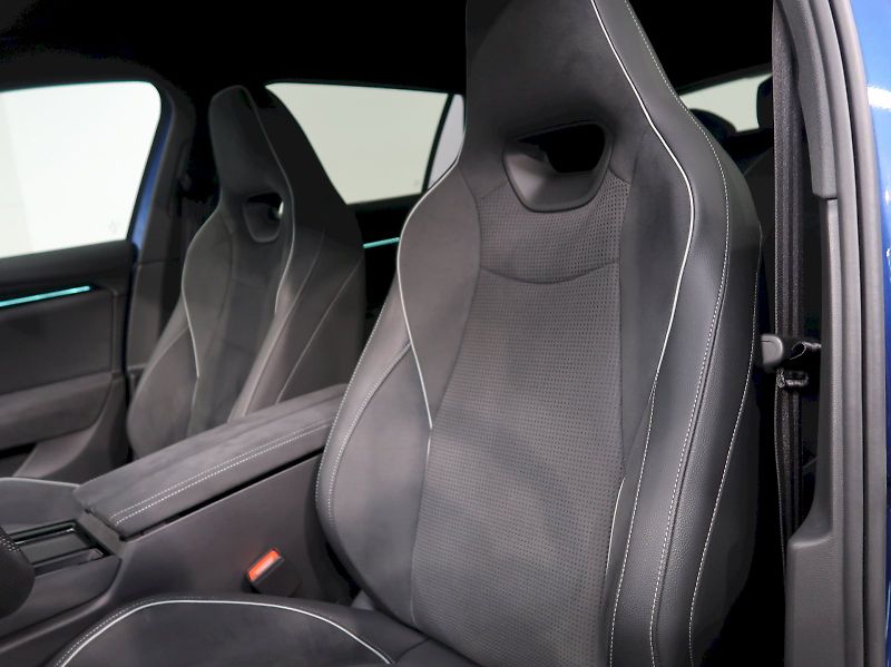 Škoda Superb (2025) SPORTLINE 2.0TDI 142KW 4x4 DSG - fotka 15 z 45