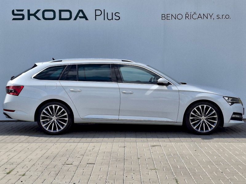 Škoda Superb (2021) Combi L&K DSG 4x4 2,0TDi 147kW - fotka 12 z 35
