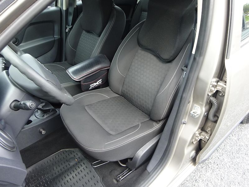 Dacia Sandero 1.2 55kW 2.MAJITEL ČR KLIMA - fotka 5 z 22