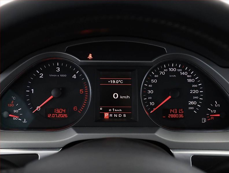 Audi A6 (2007) 2.7 TDI , 4X4, Automat - fotka 9 z 19