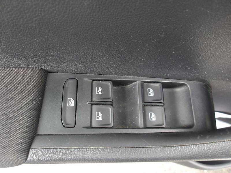 Škoda Fabia 1,0TSi  ČR 2x KLOLA ! - fotka 25 z 35
