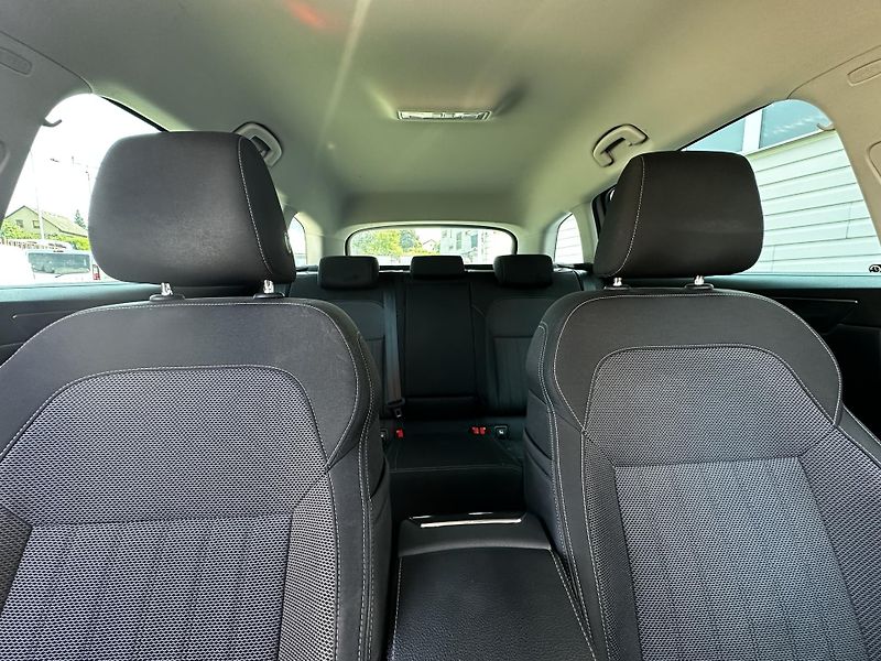 Škoda Superb 2.0TDi-110KW-DSG-DPH-STYLE-NAV - fotka 18 z 20