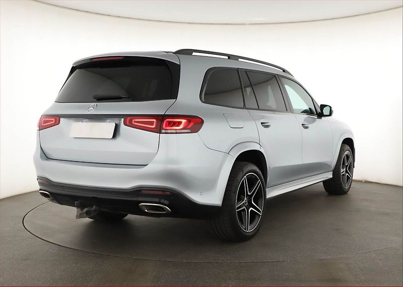 Mercedes-Benz GLS (2021) 580 4MATIC - fotka 5 z 21
