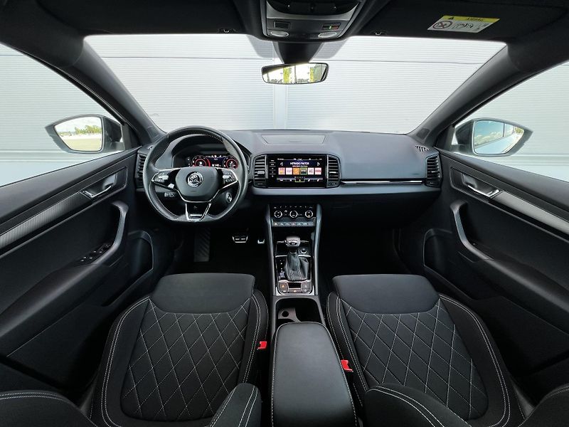 Škoda Karoq 2.0TDI DSG4x4 Sportline TZ DPH - fotka 7 z 28