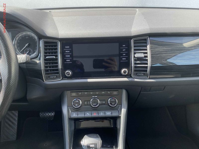 Škoda Kodiaq (2017) 2.0 TDi 4x4, Style, DSG, LED - fotka 12 z 21