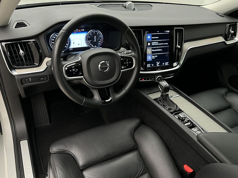 Volvo V60 T5 INSCRIPTION AUT - fotka 4 z 46