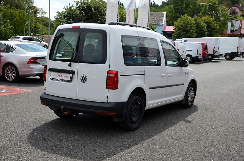 Volkswagen Caddy (2017) 2.0TDi 90kw 4x4 Trendline - fotka 3 z 11
