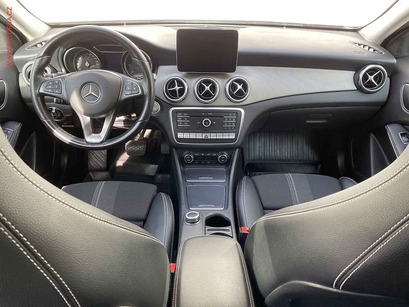 Mercedes-Benz CLA (2018) 2.2 CDi 4Matic, AT, LED - fotka 8 z 22