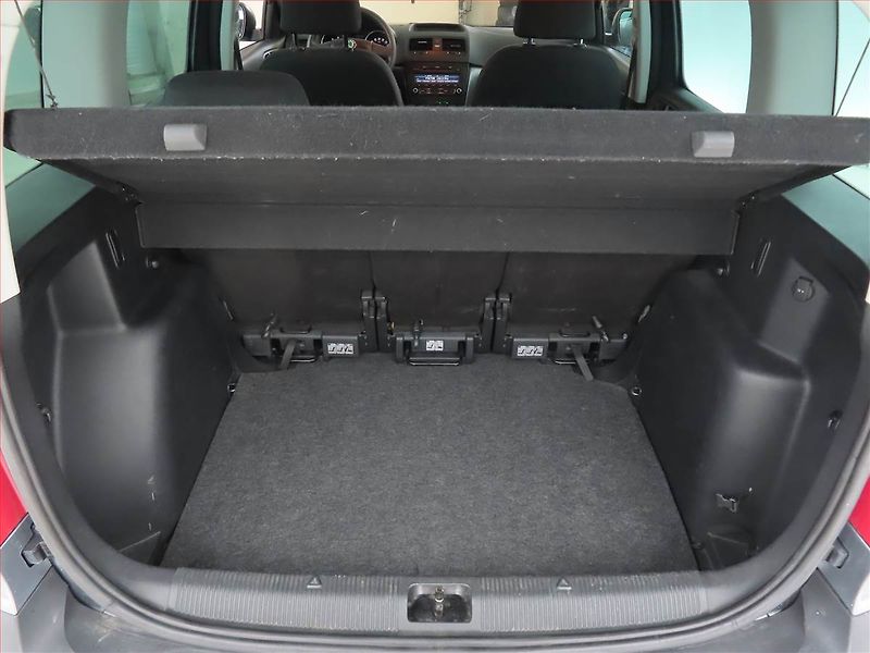Škoda Yeti (2011) 1.2 TSI, Serv.kniha - fotka 14 z 15