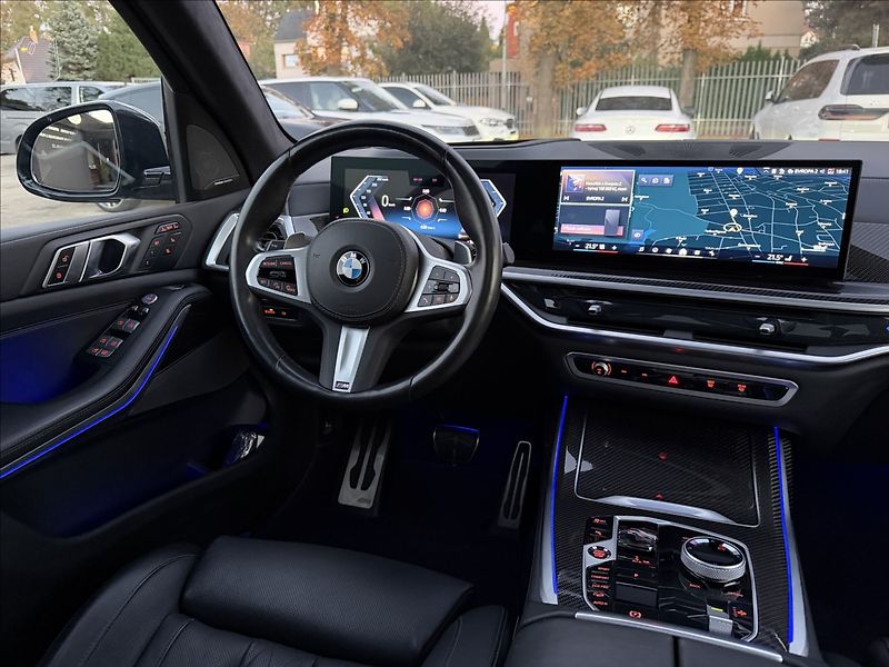 BMW X7 40d Msport X-drive - fotka 12 z 43