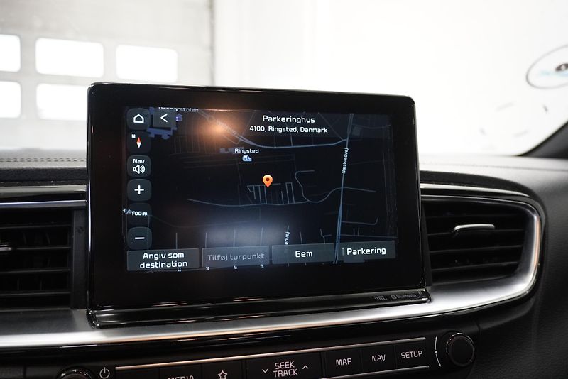 Kia ProCeed 1.6 T-GDI 150kW GT-LINE AUT - fotka 18 z 31