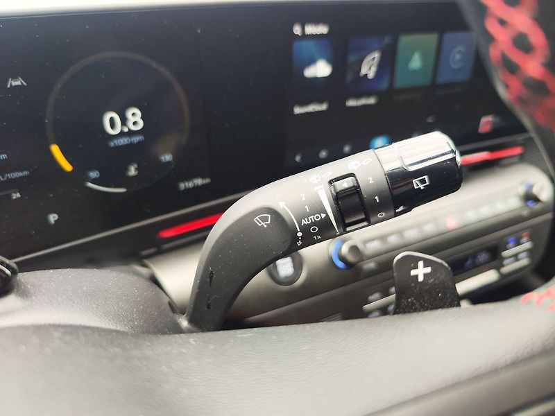 Hyundai Kona 1.6 T-GDi/145kW N-Line - fotka 28 z 32