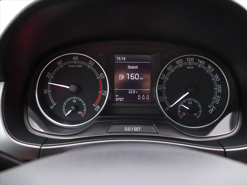 Škoda Fabia 1,0 TSI Style CZ - fotka 15 z 28