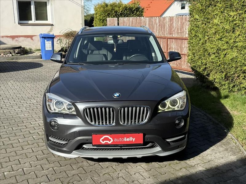 BMW X1 2,0 20d xDrive NAVI XENON - fotka 12 z 37