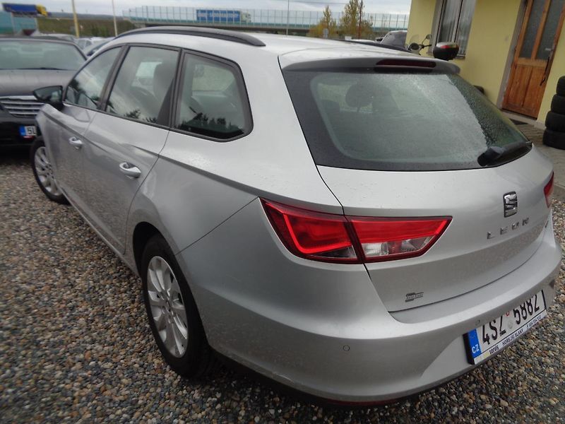 Seat Leon 1,6 TDI - fotka 6 z 13