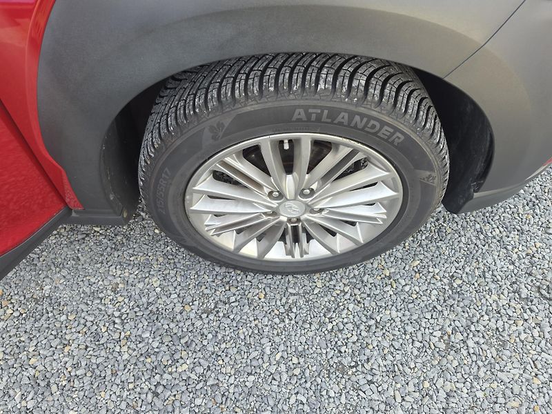 Hyundai Kona 1.0 T  - fotka 6 z 24