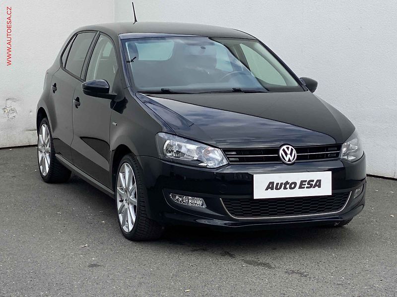 Volkswagen Polo (2014) 1.6 TDi, Life, park.asist - fotka 1 z 16