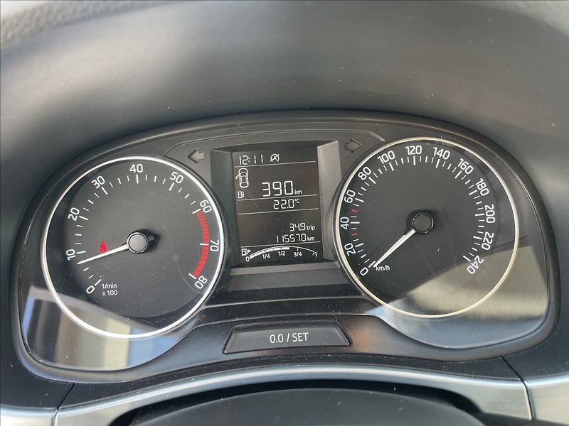 Škoda Fabia 1,2 TSi 66kw Ambiente Tažné Te - fotka 15 z 34