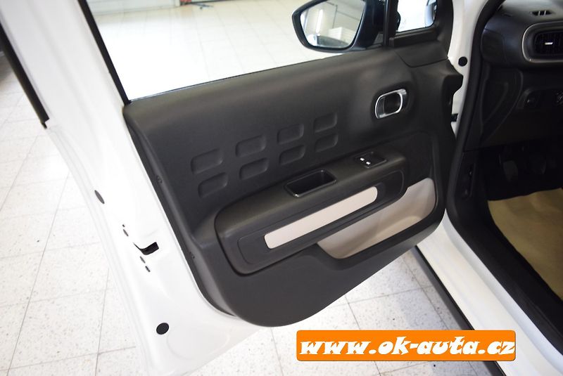 Citroën C3 1.2 PURETECH NAVI 2022-DPH - fotka 24 z 48