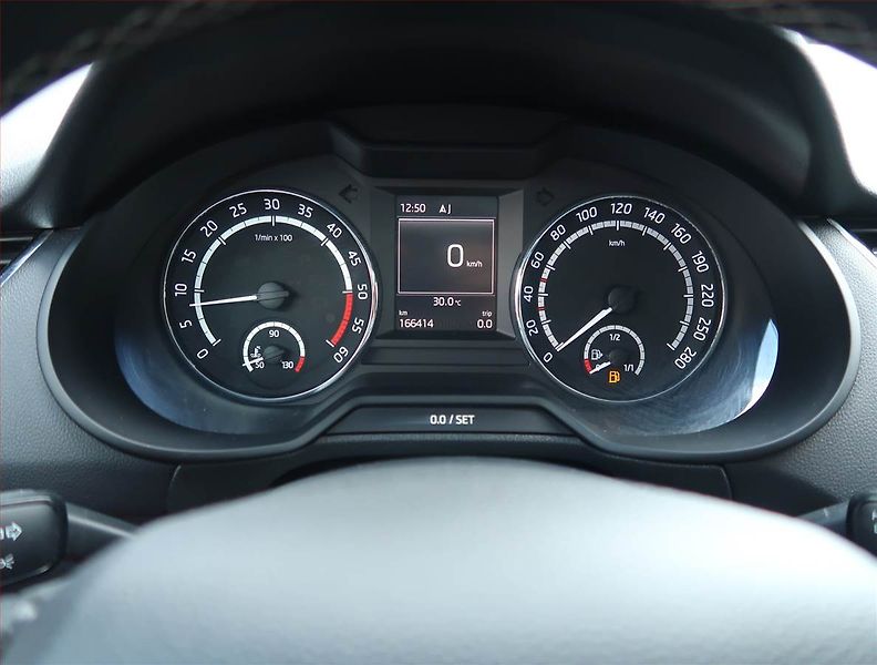 Škoda Octavia (2013) RS 2.0 TDI, Kůže, Navi - fotka 11 z 16