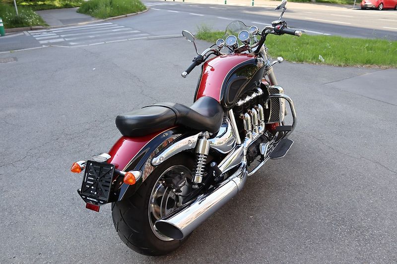 Triumph Rocket III Classic (2007) ROCKET III  K prodeji !! - fotka 7 z 20
