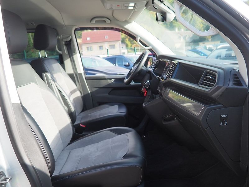 Volkswagen Multivan (2020) 2.0 TDI 146 kW, 4Motion - fotka 17 z 36