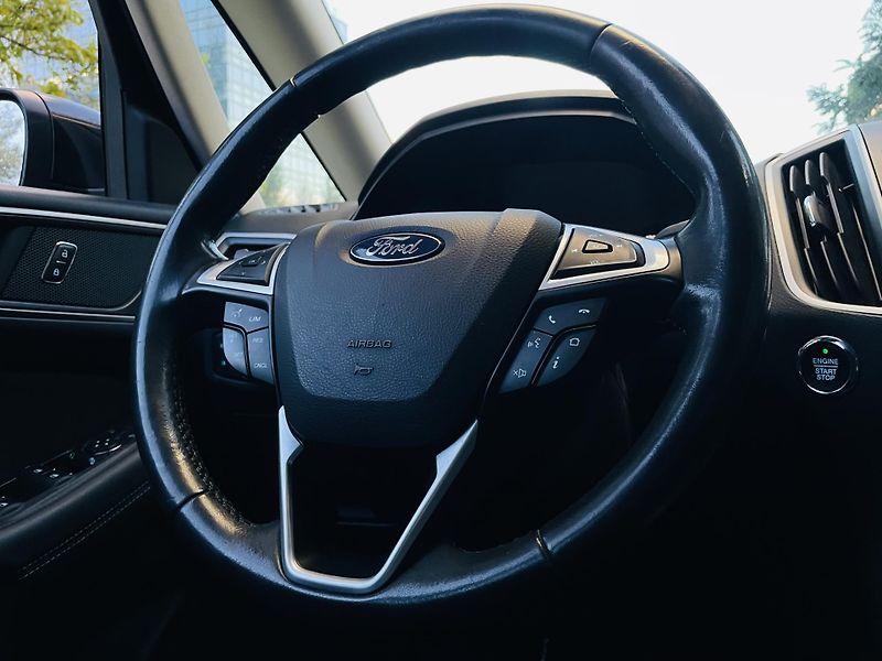 Ford Galaxy 2.0TDCi MANUÁL 7MÍST SENZORY - fotka 36 z 46