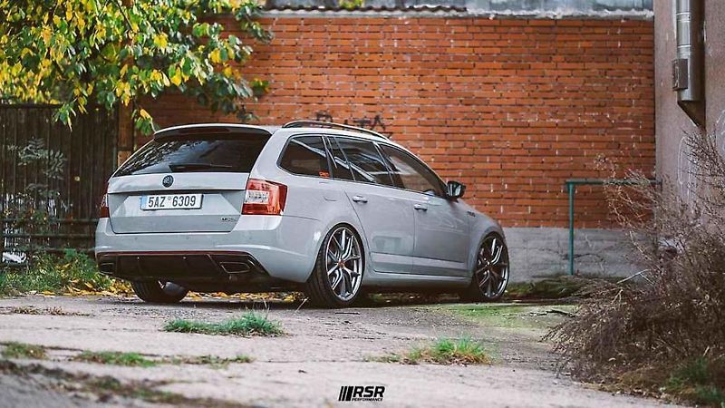 Škoda Octavia Combi RS od RSR-Performance.