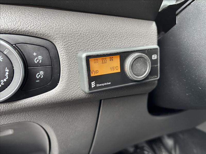 Ford Transit 2,0 EcoBlue Mhev 96kW K.Van L3 - fotka 24 z 36