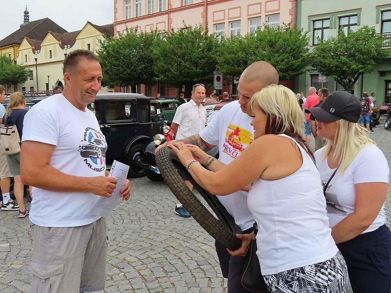 Orientační závod Selské baroko startoval již potřinácté v sobotu 17. srpna dopoledne z náměstí TGM ve Veselí nad Lužnicí.