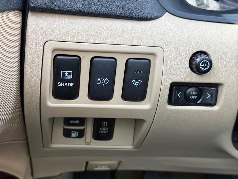 Lexus IS 220d 2,2 - fotka 19 z 20