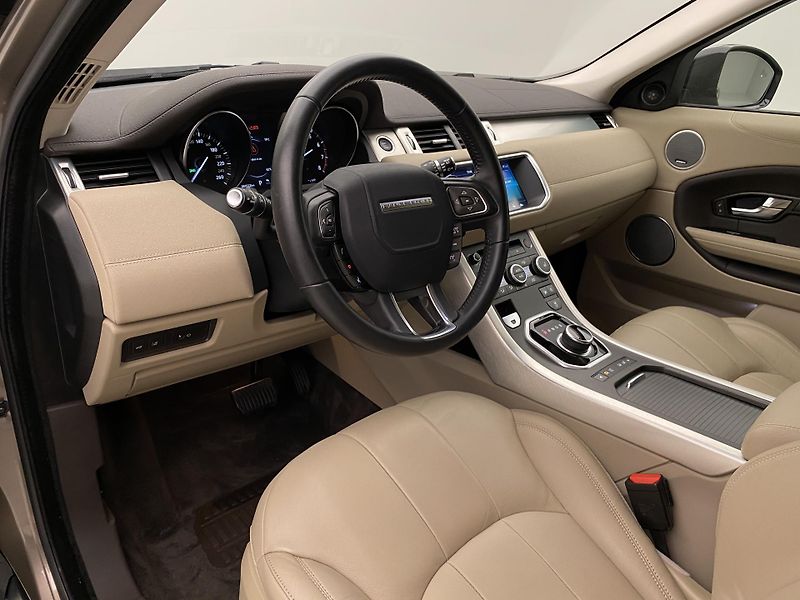 Land Rover Range Rover Evoque Si4 HSE AWD AUT CZ REZERVACE - fotka 4 z 38