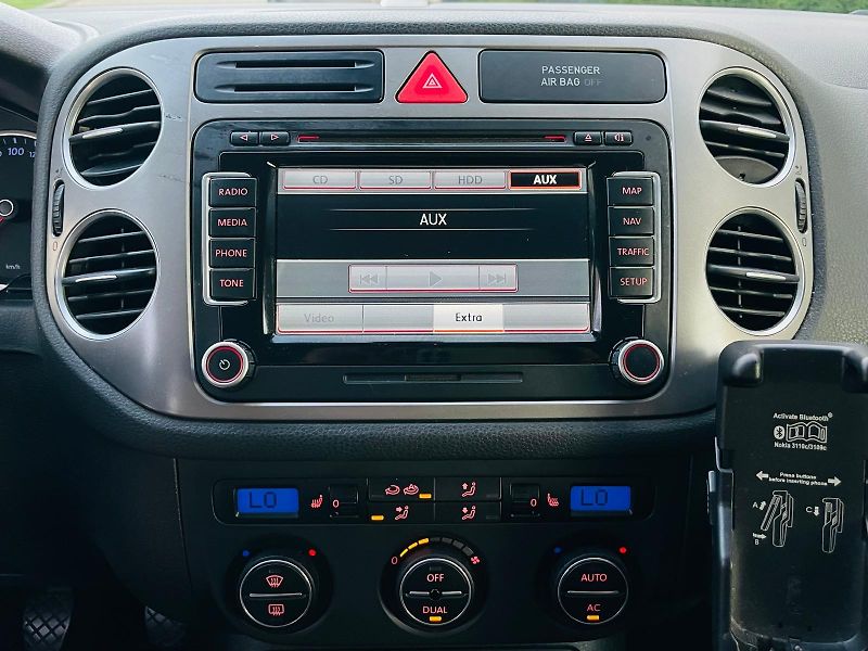 Volkswagen Tiguan 2.0TDI 4x4 MAN SERVISKA TAŽNÉ - fotka 36 z 45