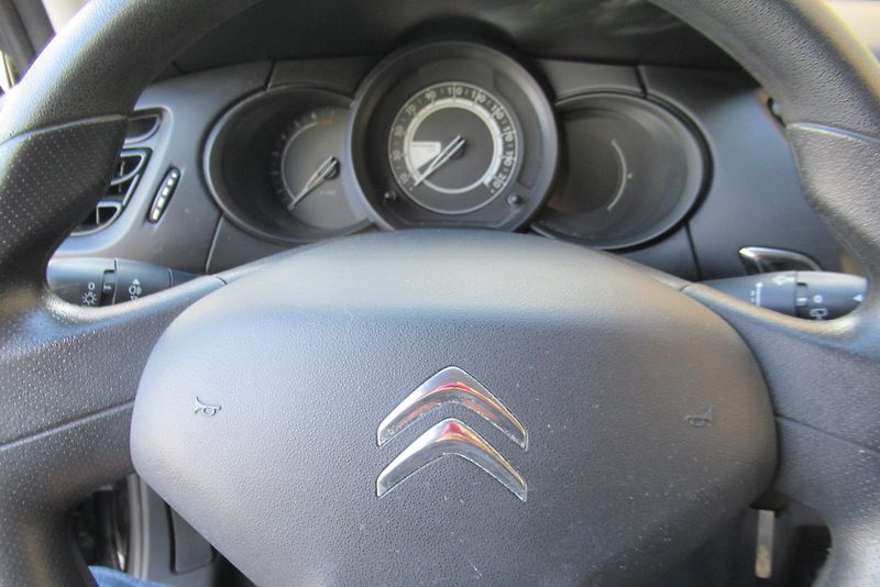 Citroën C3 1.0i KLIMA SADA KOL - fotka 12 z 20