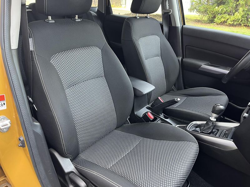 Suzuki Vitara 1,4 BoosterJet Elegance/servis - fotka 24 z 34