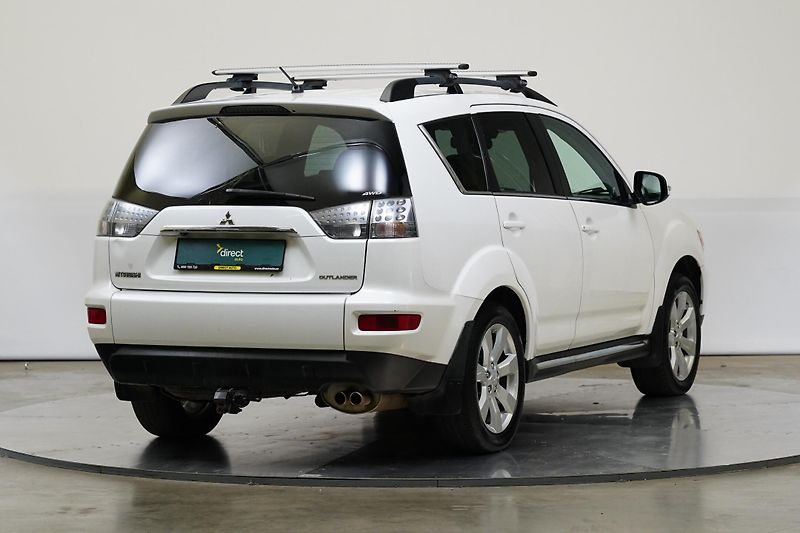 Mitsubishi Outlander - fotka 2 z 24