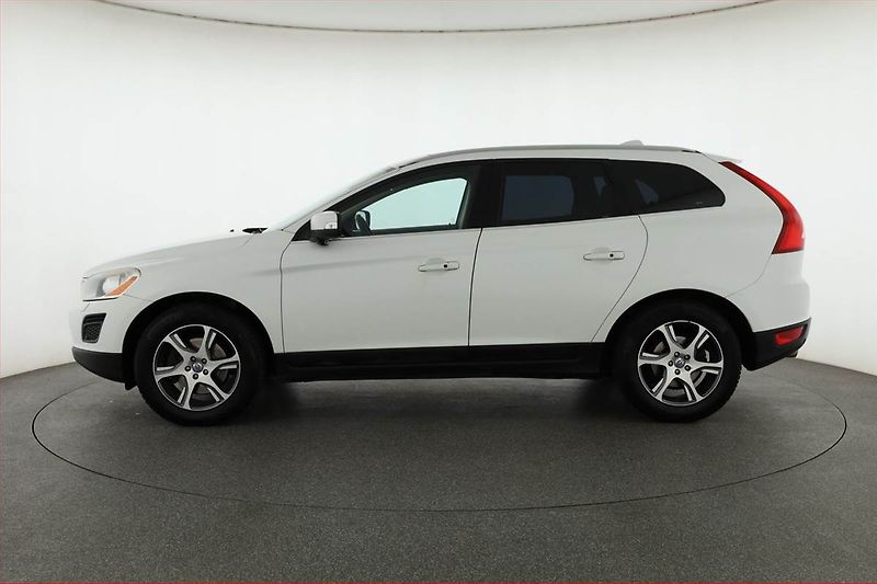 Volvo XC60 (2012) D5, 4X4, Automat, ČR,1.maj - fotka 3 z 16