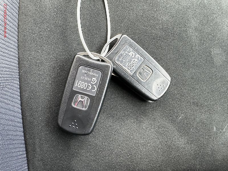 Honda CR-V (2012) 2.2i-DTEC, AC, TZ, park.čidla - fotka 16 z 16