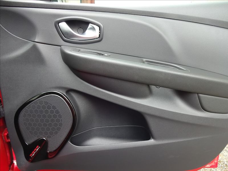 Renault Clio 1,2i16V 54kW - fotka 28 z 47