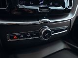 Volvo XC60 B4 AWD Momentum Pro - náhled 21