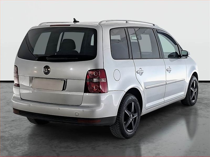 Volkswagen Touran (2007) 2.0 TDI, Automat, po STK - fotka 5 z 18