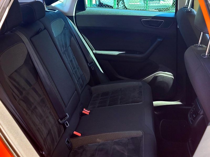 Seat Ateca TDi STYLE CEBIA,kamera,LED    - fotka 22 z 44