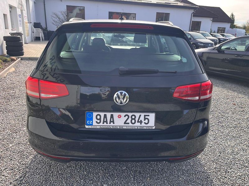 Volkswagen Passat (2017) 2.0 TDi DSG Navi DPH - fotka 3 z 20