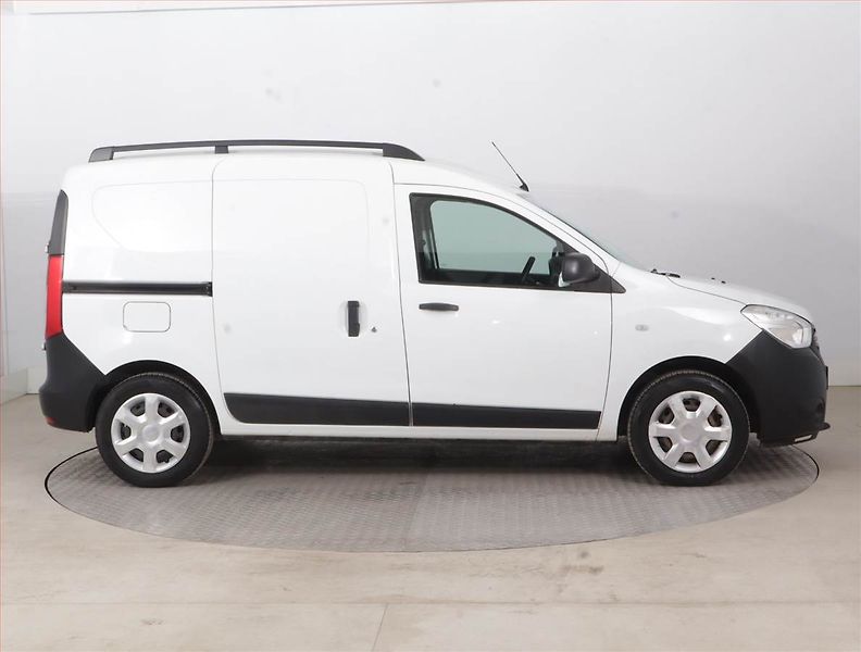 Dacia Dokker (2021) 1.3 TCe, ČR - fotka 6 z 16