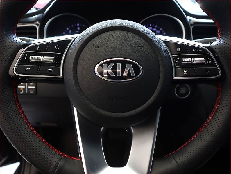 Kia XCeed (2020) Smart 1.6 CRDi, Automat - fotka 25 z 26