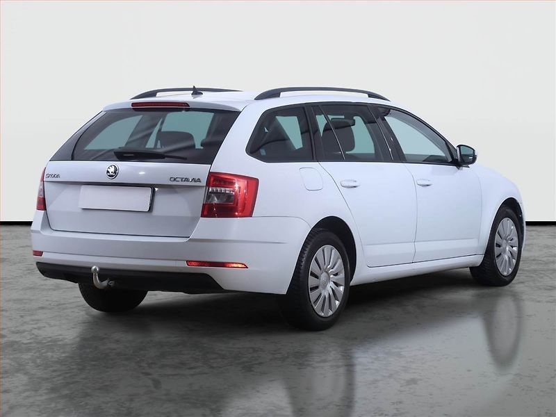 Škoda Octavia (2017) 1.6 TDI, Automat, Navi - fotka 5 z 23