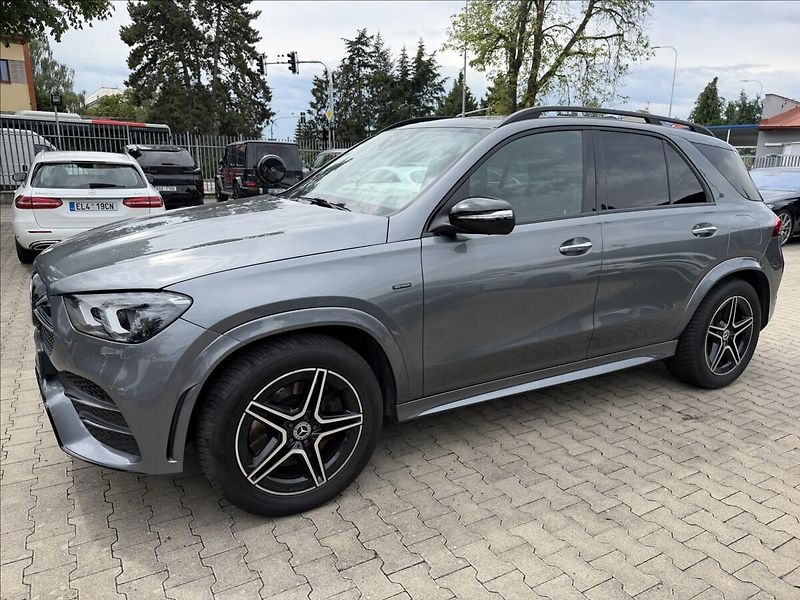 Mercedes-Benz GLE 350de AMG 4Matic Vzduch - fotka 8 z 33