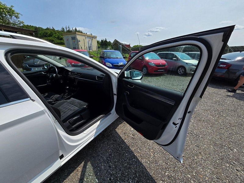 Škoda Superb (2020) 2.0 TDI 147KW 4x4 DSG Style - fotka 20 z 22