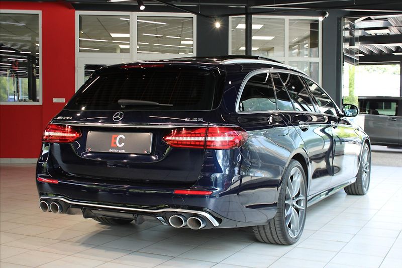 Mercedes-Benz Třídy E 53 AMG 4MATIC+ ACC/Pano/Masáže - fotka 6 z 39